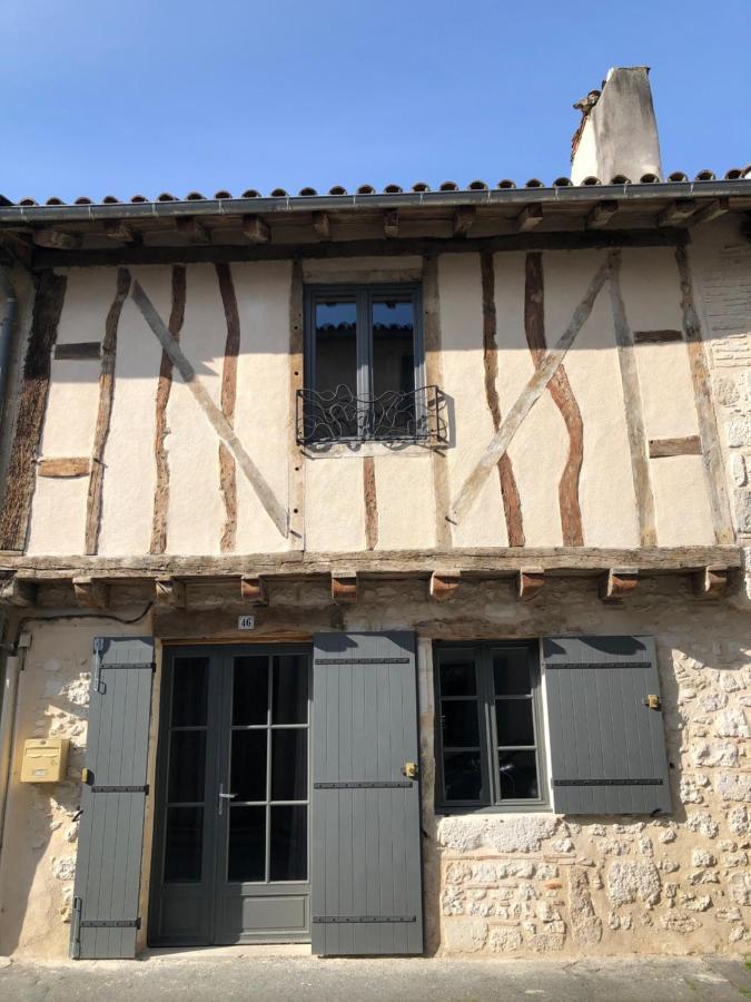 Beautiful Eymet Bastide House & Courtyard Garden Villa Exterior foto